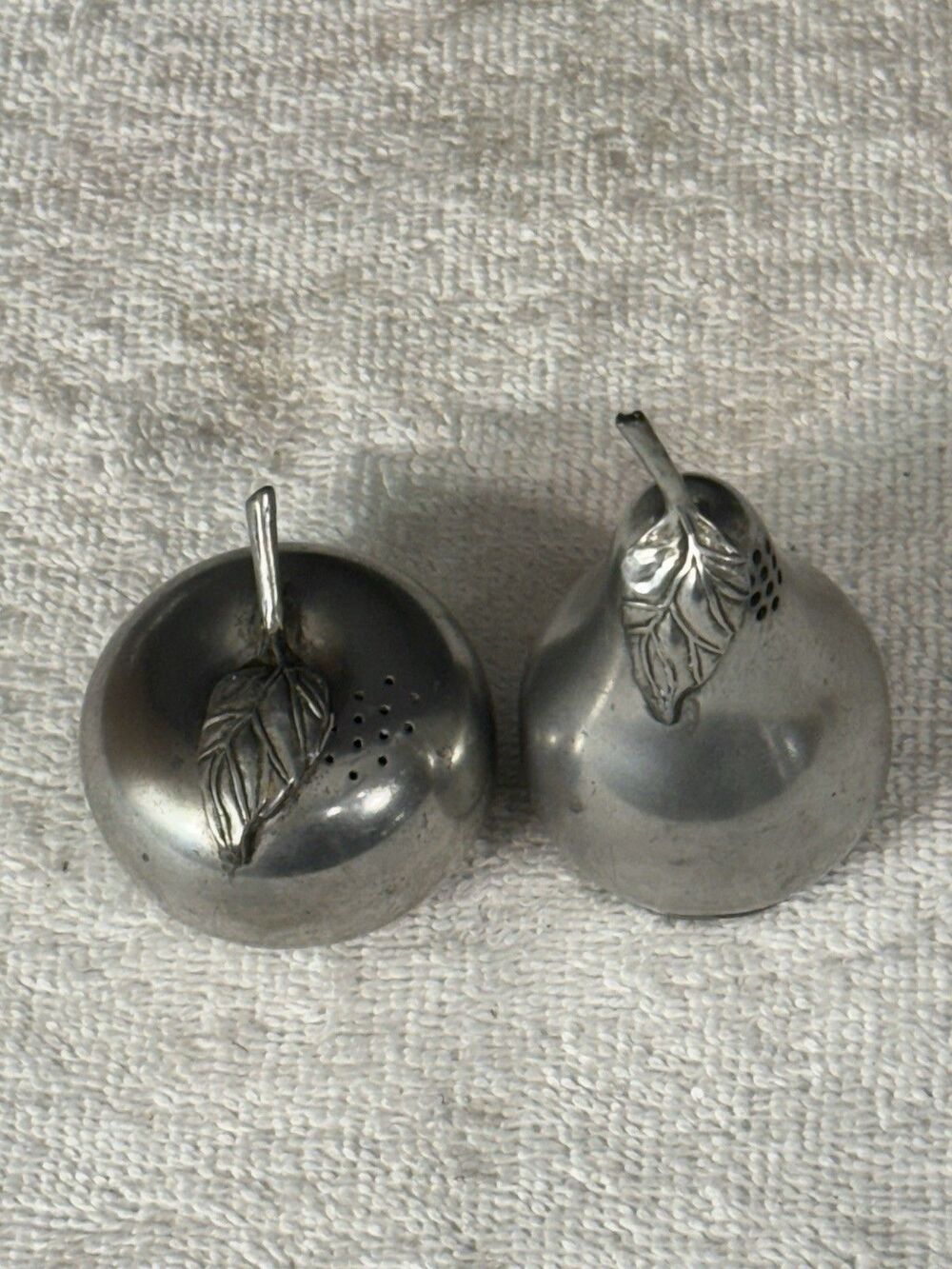 Vintage Kirk Stieff Pewter Pear and Apple Salt &Pepper Shakers Set